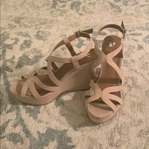 BP. Light pink/nude wedges